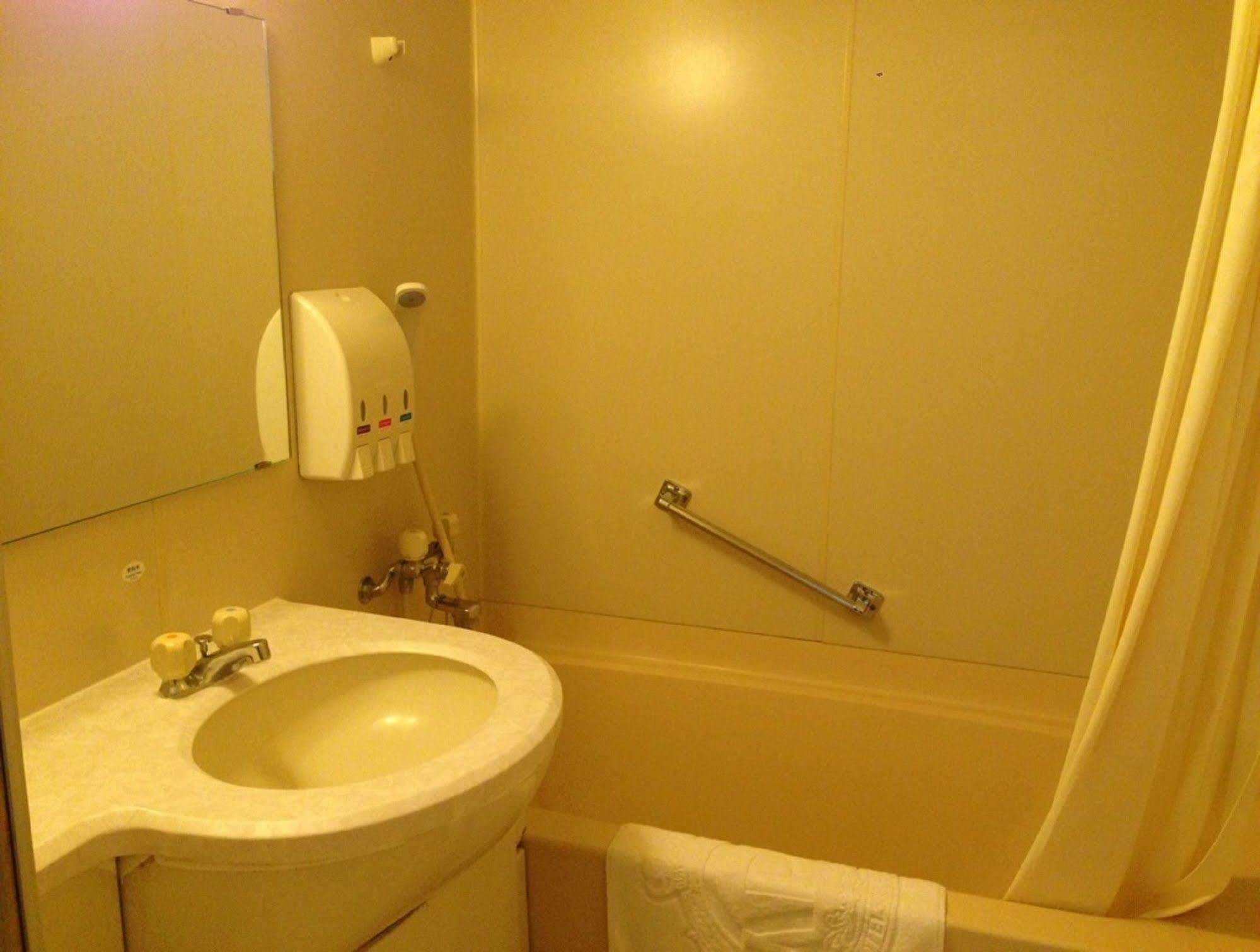 Apa Hotel Takamatsu Kawaramachi Экстерьер фото